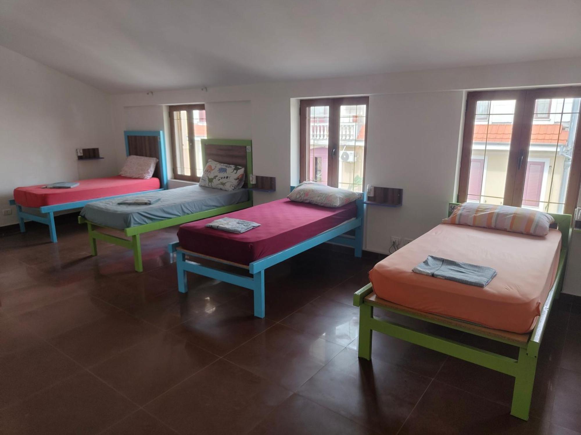 Tias Hostel ชโคเดอร์ ภายนอก รูปภาพ